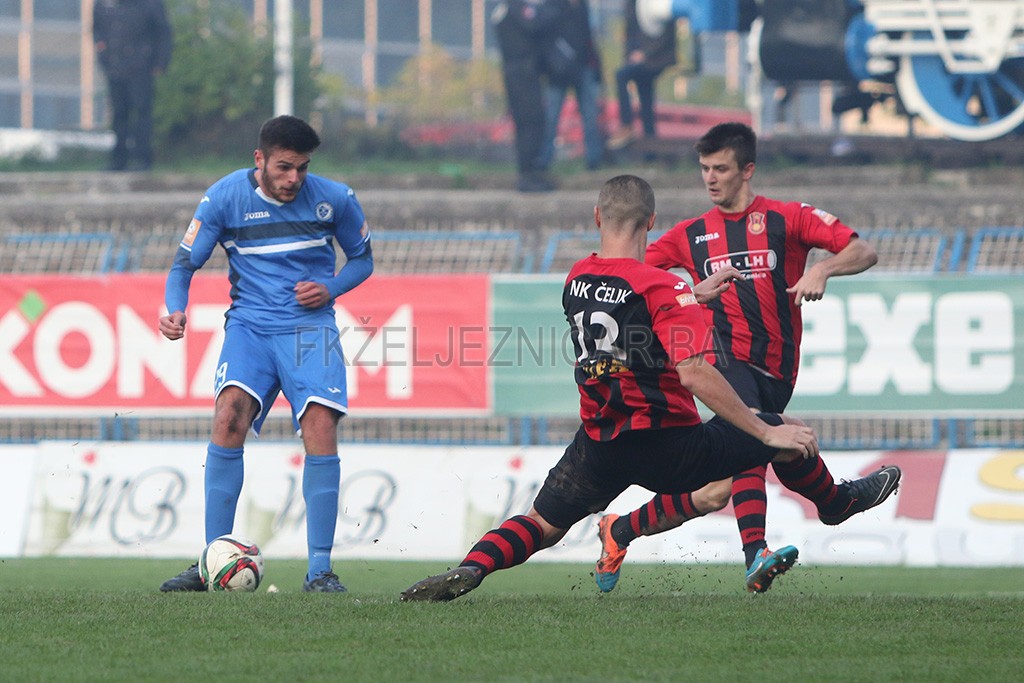 U novembru je na utakmici sa Čelikom debitovao talentovani Ajdin Mujagić, te je odmah na prvoj svojoj utakmici postigao pogodak.  Foto: Damir Hajdarbašić, fkzeljeznicar.ba