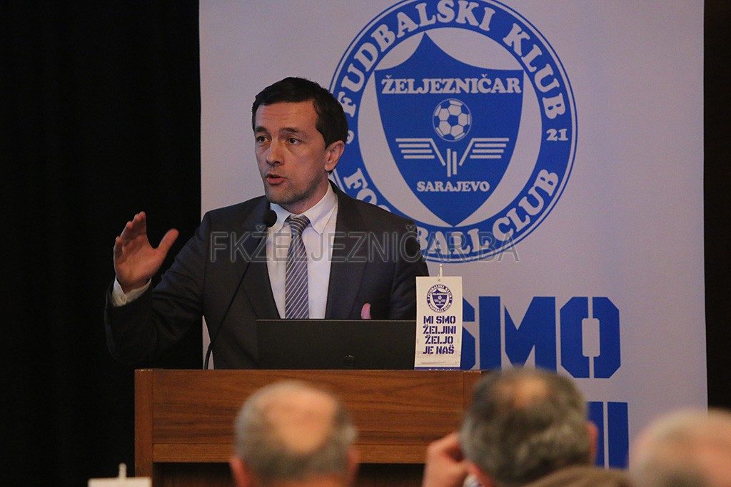 Almir Gredić podnio neopozivu ostavku