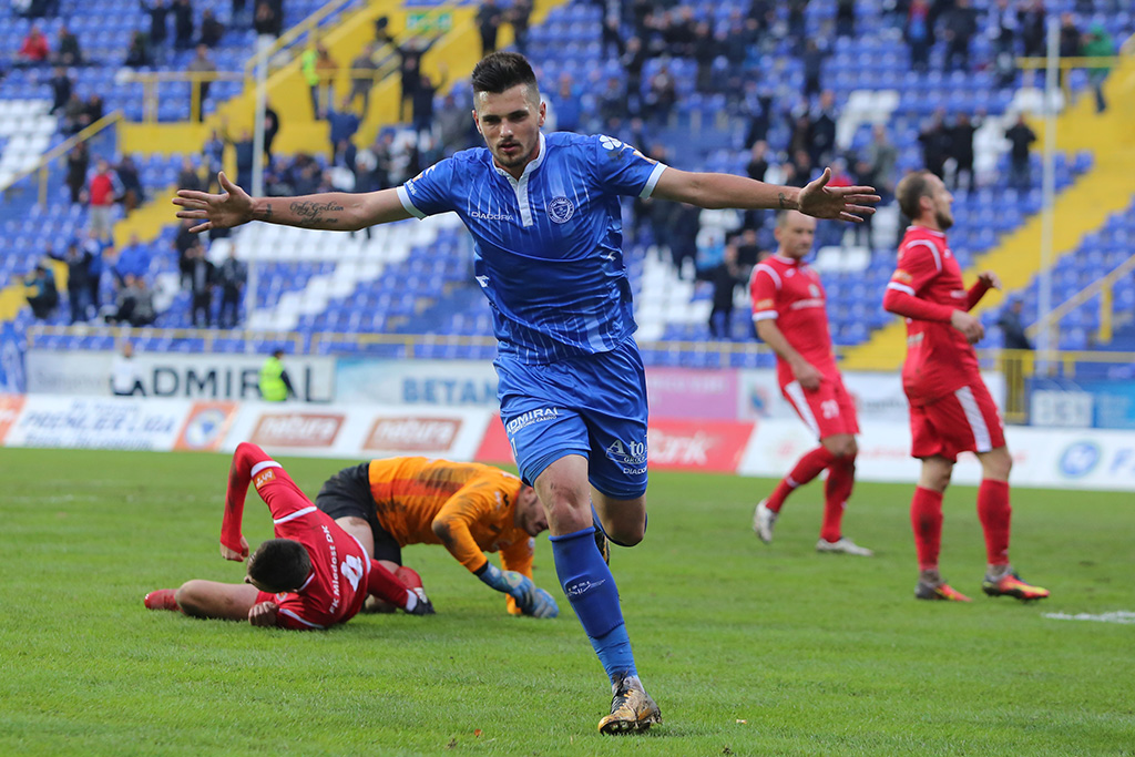 FOTO: Dva gola Zakarića u rutinskoj pobjedi Plavih nad Mladosti